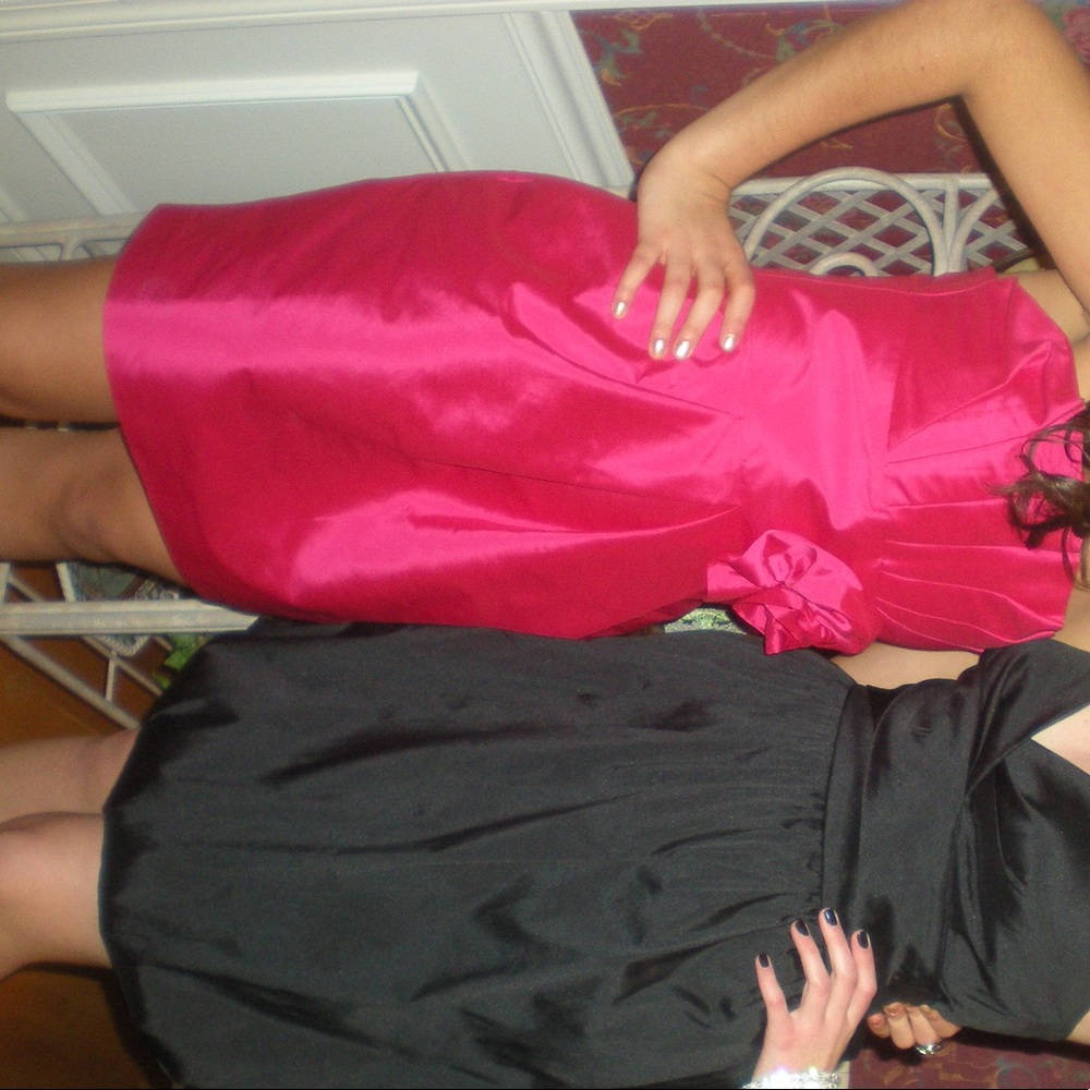 Alexia Admore gorgeous fuschia dress!